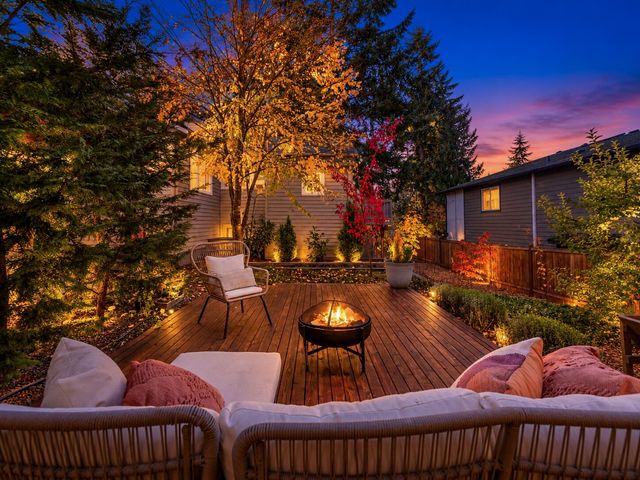 12305 14th Avenue NE, Seattle, WA 98125