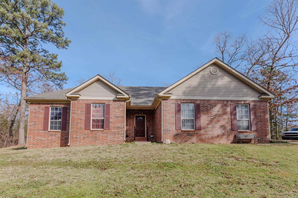 140 Allen Point Road, Perryville, AR 72126