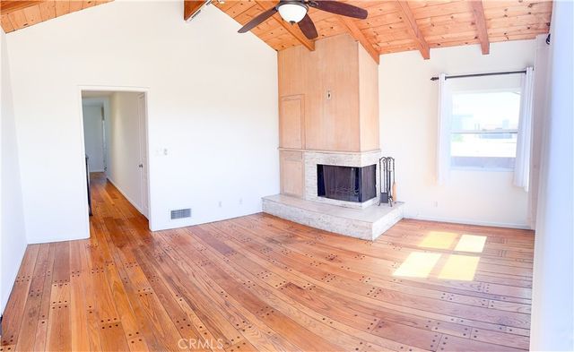 1221 14th STREET, Hermosa Beach, CA 90524