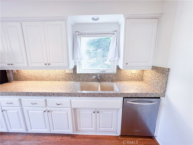 1221 14th STREET, Hermosa Beach, CA 90524