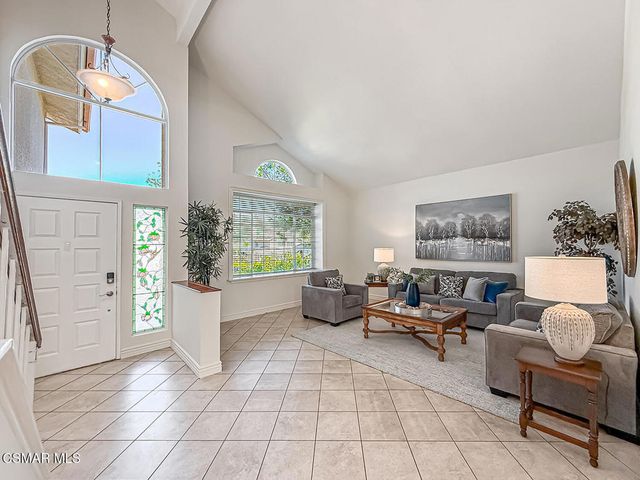 3195 N Geronimo Avenue, Simi Valley, CA 93063