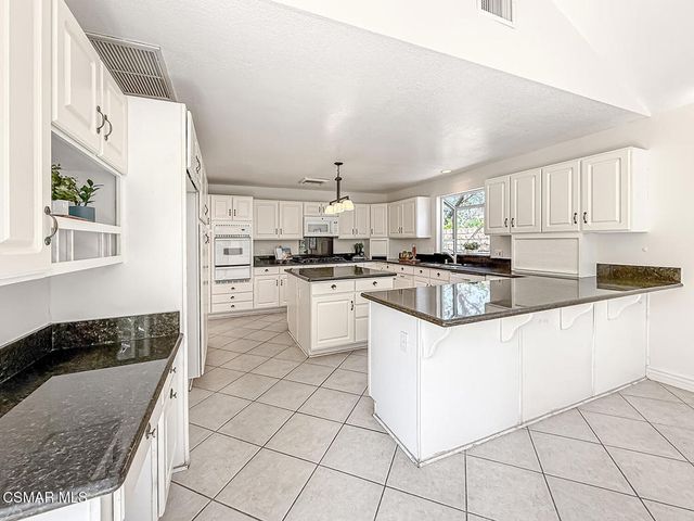 3195 N Geronimo Avenue, Simi Valley, CA 93063