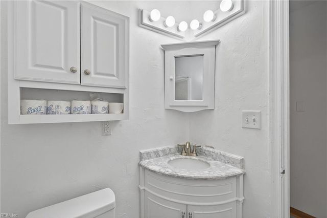 410 Fresh Meadow RD, Norfolk, VA 23503