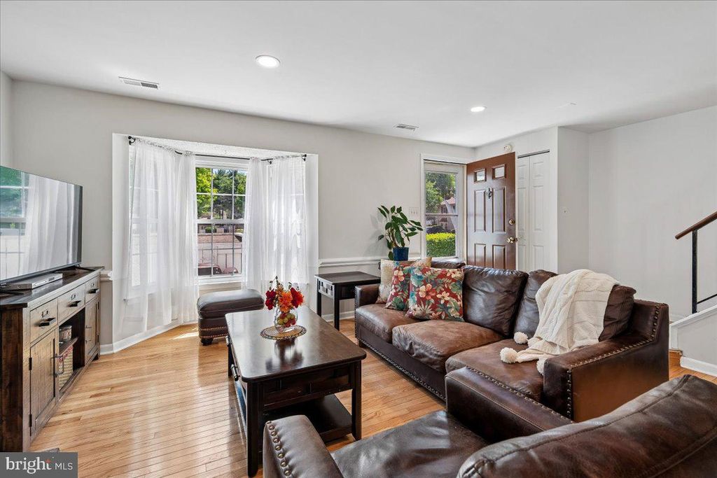 Image 14 of property listing at 11423 FRUITWOOD WAY #143, Germantown, MD 20876
