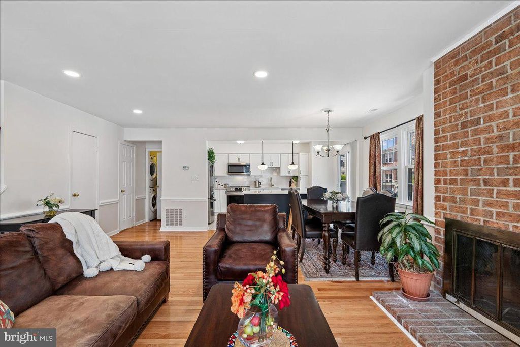 Image 23 of property listing at 11423 FRUITWOOD WAY #143, Germantown, MD 20876