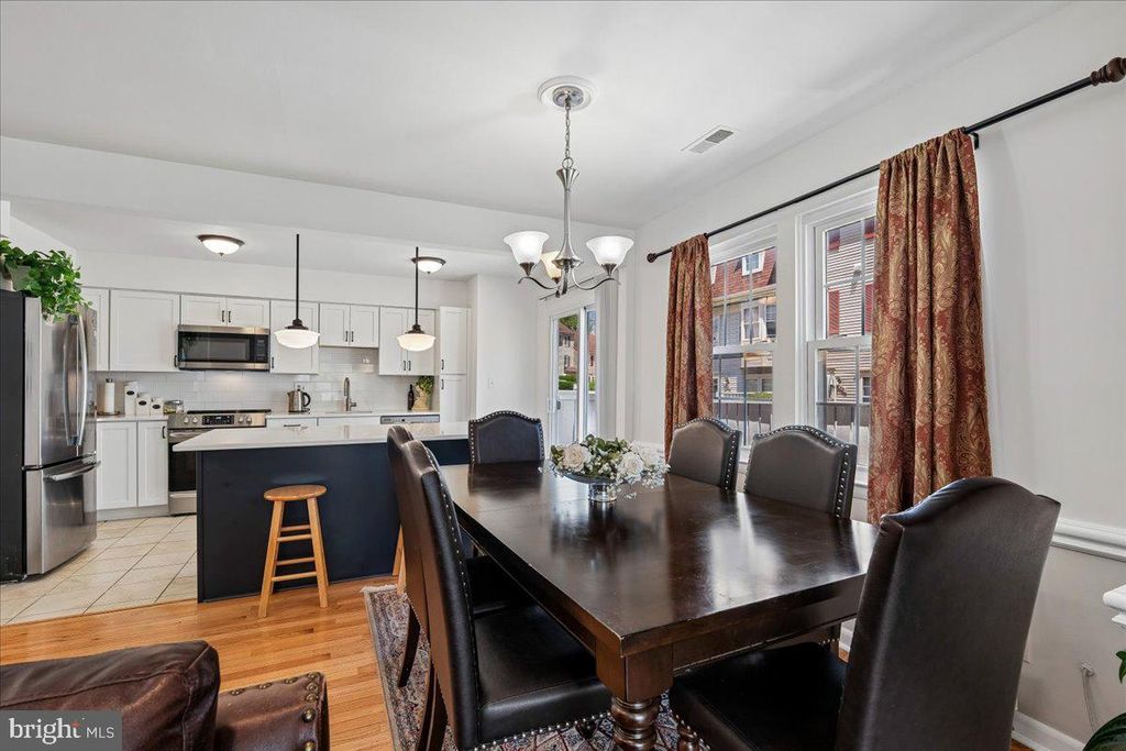 Image 25 of property listing at 11423 FRUITWOOD WAY #143, Germantown, MD 20876