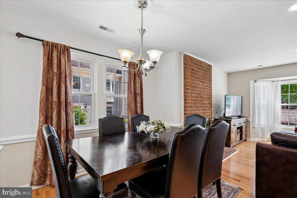 Image 27 of property listing at 11423 FRUITWOOD WAY #143, Germantown, MD 20876