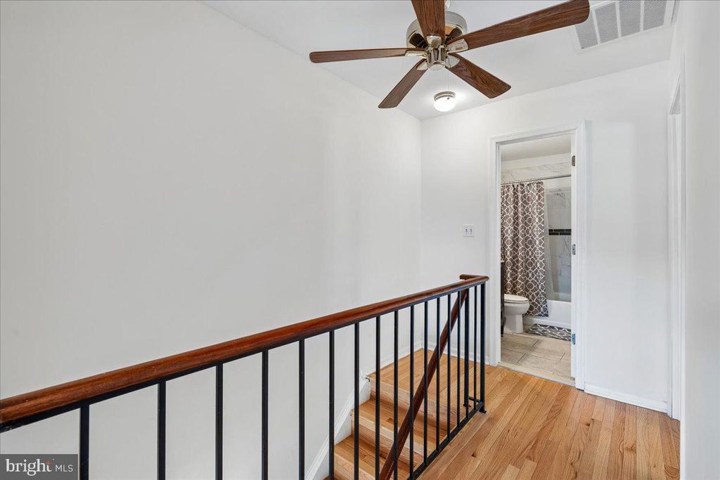 Image 35 of property listing at 11423 FRUITWOOD WAY #143, Germantown, MD 20876
