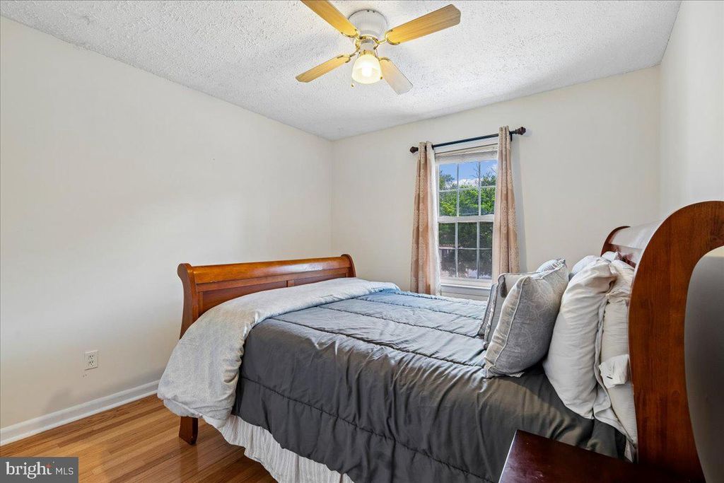 Image 41 of property listing at 11423 FRUITWOOD WAY #143, Germantown, MD 20876
