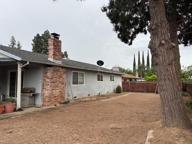 1995 Jacob Dr, Yuba City, CA 95993