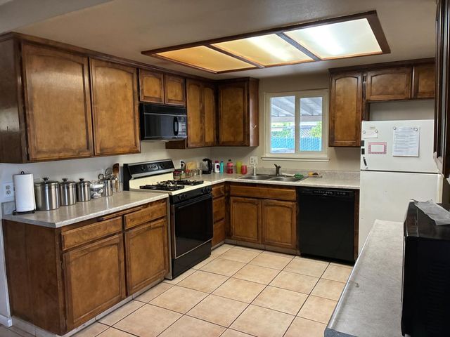 1995 Jacob Dr, Yuba City, CA 95993