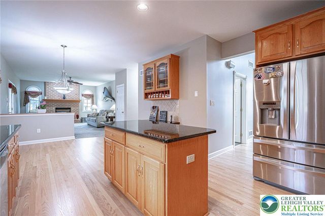 6551 Overlook Road, Upper Macungie Twp, PA 18069