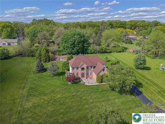 6551 Overlook Road, Upper Macungie Twp, PA 18069