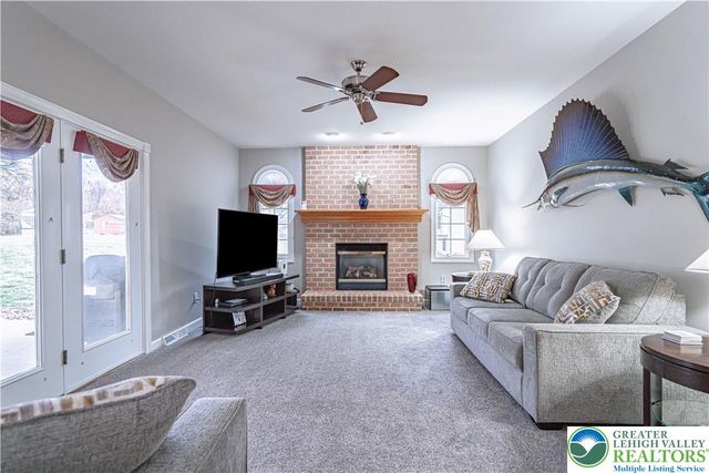 6551 Overlook Road, Upper Macungie Twp, PA 18069