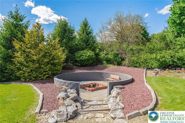 6551 Overlook Road, Upper Macungie Twp, PA 18069