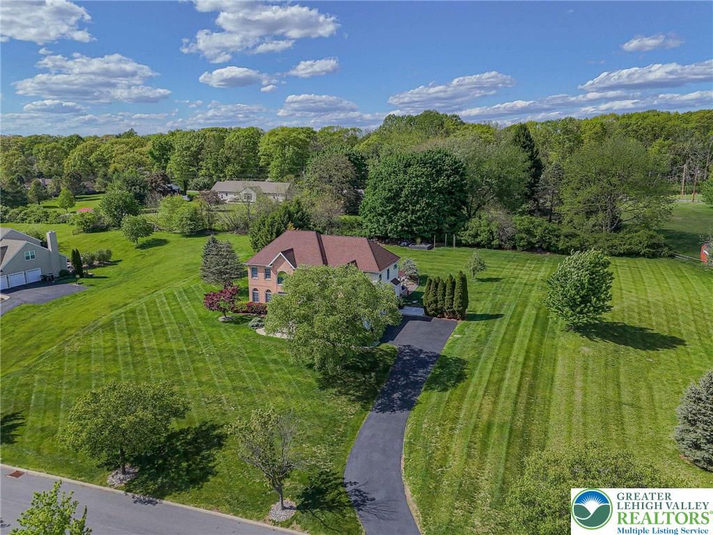 6551 Overlook Road, Upper Macungie Twp, PA 18069