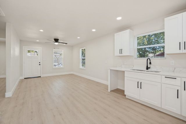 2711 Springdale Street, Dallas, TX 75210