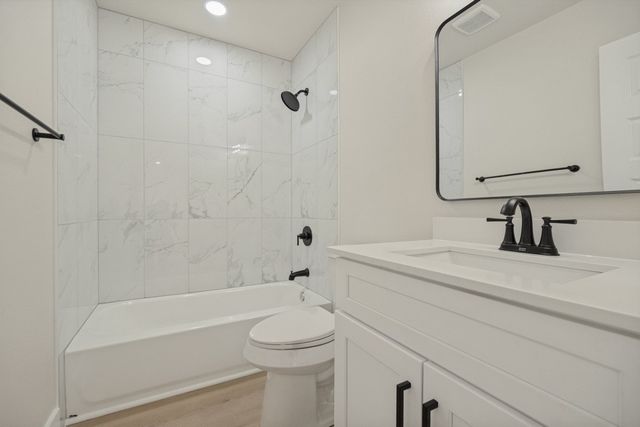 2711 Springdale Street, Dallas, TX 75210