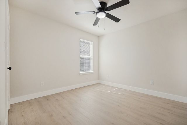 2711 Springdale Street, Dallas, TX 75210