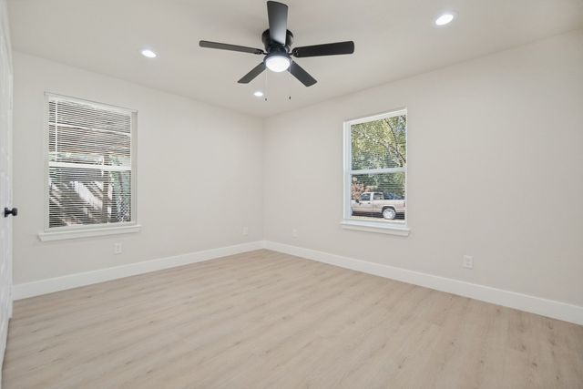 2711 Springdale Street, Dallas, TX 75210