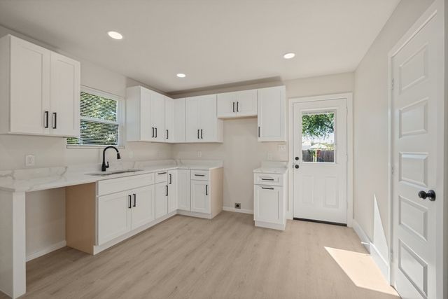 2711 Springdale Street, Dallas, TX 75210