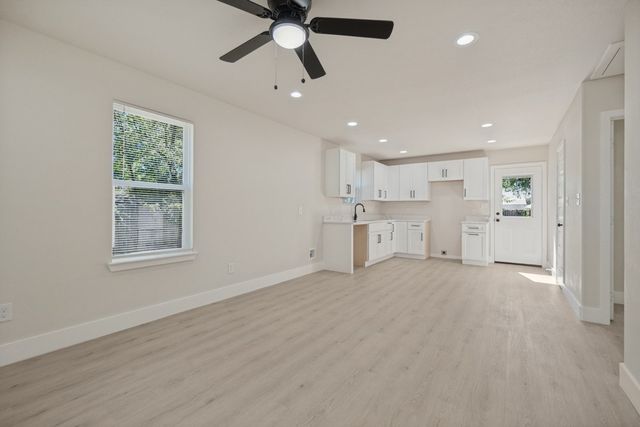2711 Springdale Street, Dallas, TX 75210