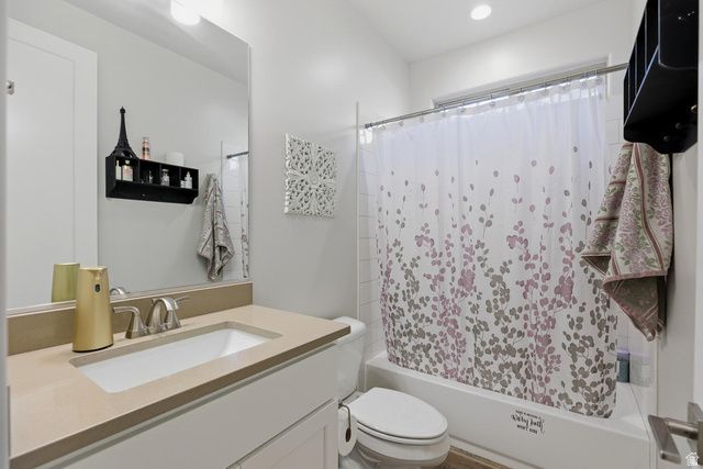 996 N CAMINO AGUA, Washington, UT 84780