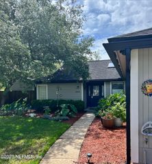1809 KINGS Way, Neptune Beach, FL 32266