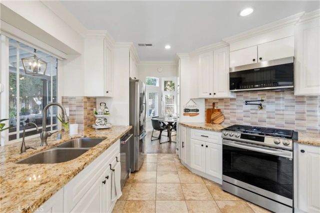 2585 Callahan ave, Simi Valley, CA 93065