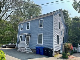 28 East Street 2, Newport, RI 02840