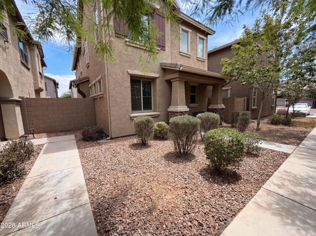 5728 W RAYMOND Street, Phoenix, AZ 85043