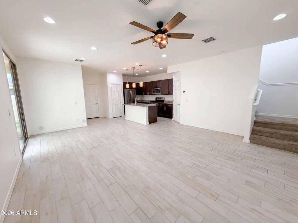 5728 W RAYMOND Street, Phoenix, AZ 85043 — photo 3