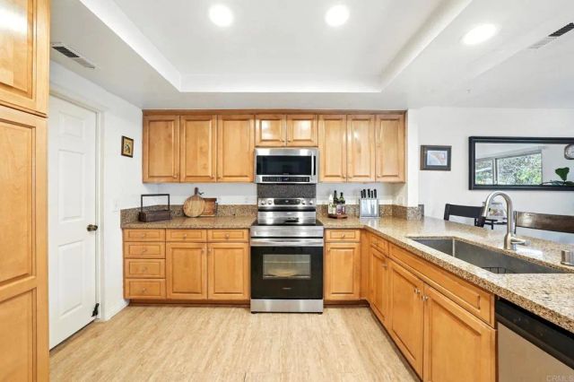 3149 Avenida Olmeda, Carlsbad, CA 92009