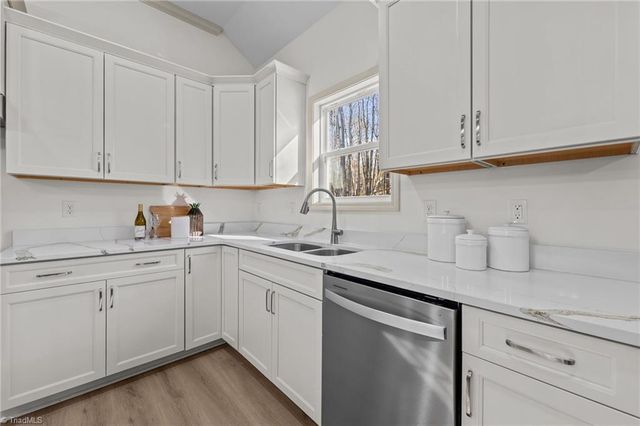 515 Woods Drive, Randleman, NC 27317