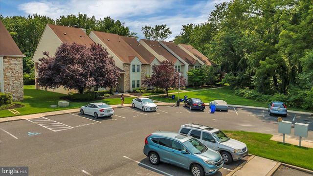 421 TAVISTOCK, Cherry Hill, NJ 08034