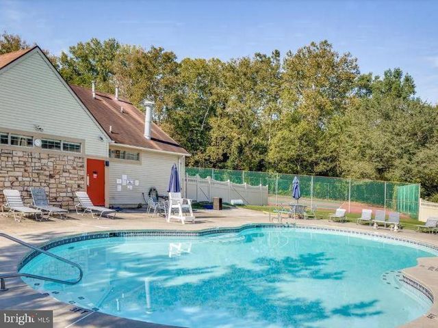 421 TAVISTOCK, Cherry Hill, NJ 08034