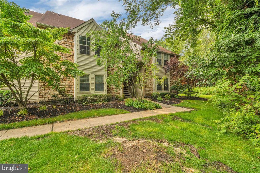 421 TAVISTOCK, Cherry Hill, NJ 08034