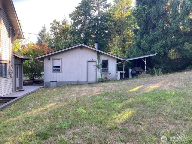 160 N Old Mill Road, Hoodsport, WA 98548