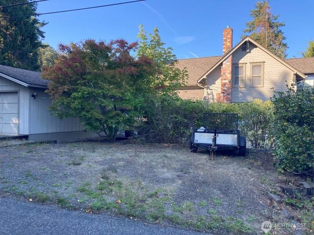 160 N Old Mill Road, Hoodsport, WA 98548