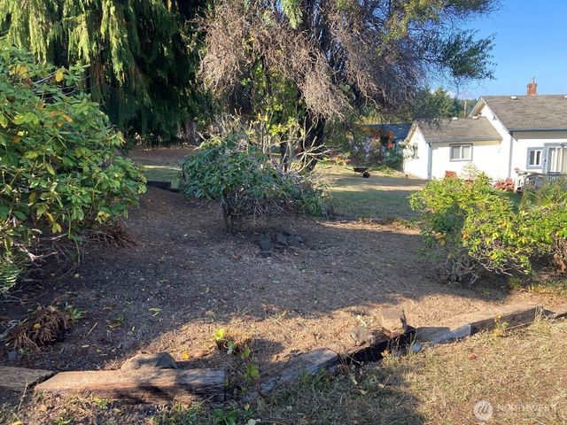 160 N Old Mill Road, Hoodsport, WA 98548