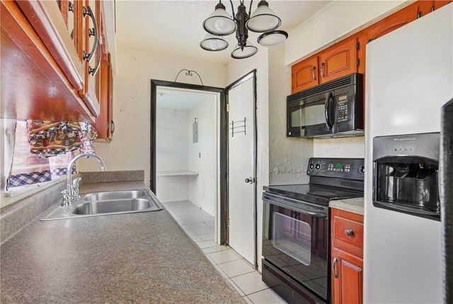 800 ORANGE GROVE DRIVE, Altamonte Springs, FL 32701