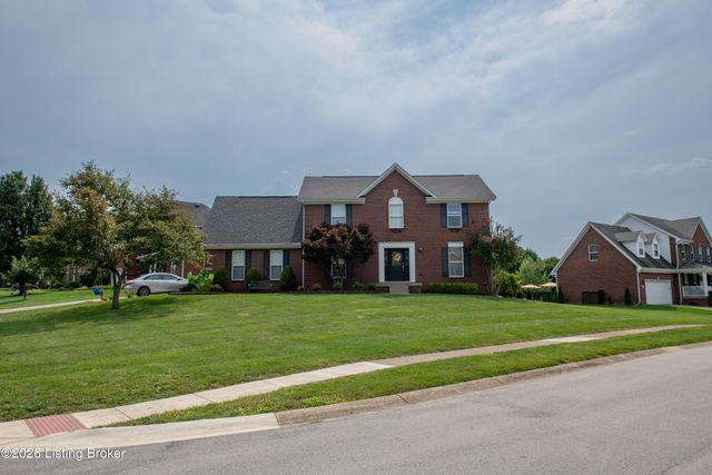13314 Oak Forest Ct, Louisville, KY 40245