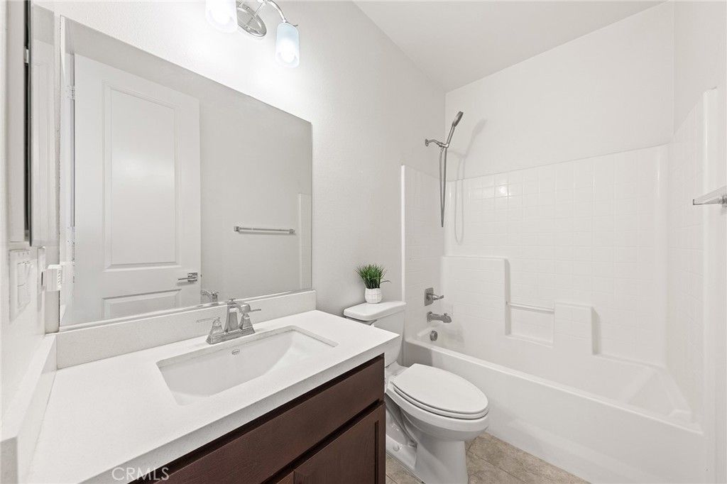 Image 31 of property listing at 181 Promenade, Pomona, CA 91767