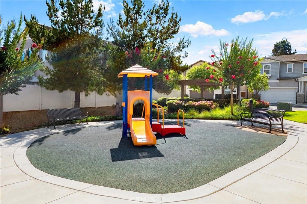 Image 37 of property listing at 181 Promenade, Pomona, CA 91767