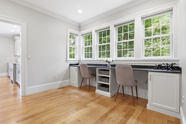 440 Concord Road, Bedford, MA 01730