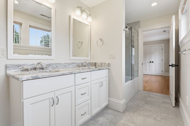 440 Concord Road, Bedford, MA 01730