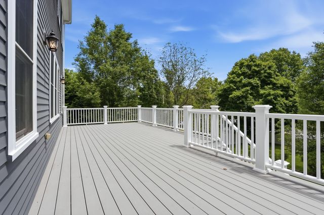 440 Concord Road, Bedford, MA 01730