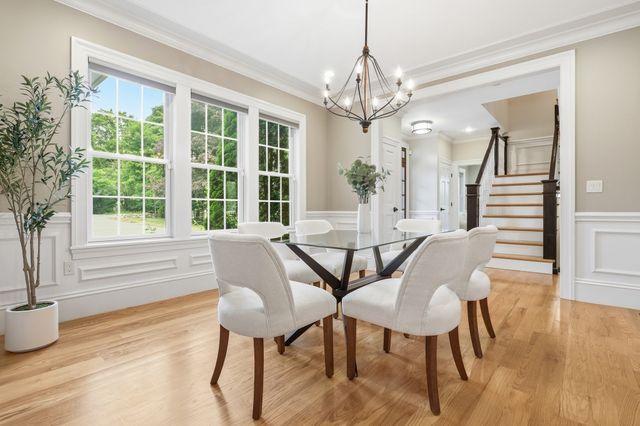 440 Concord Road, Bedford, MA 01730