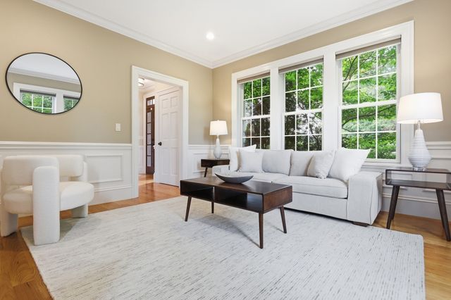 440 Concord Road, Bedford, MA 01730