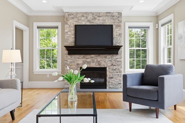 440 Concord Road, Bedford, MA 01730